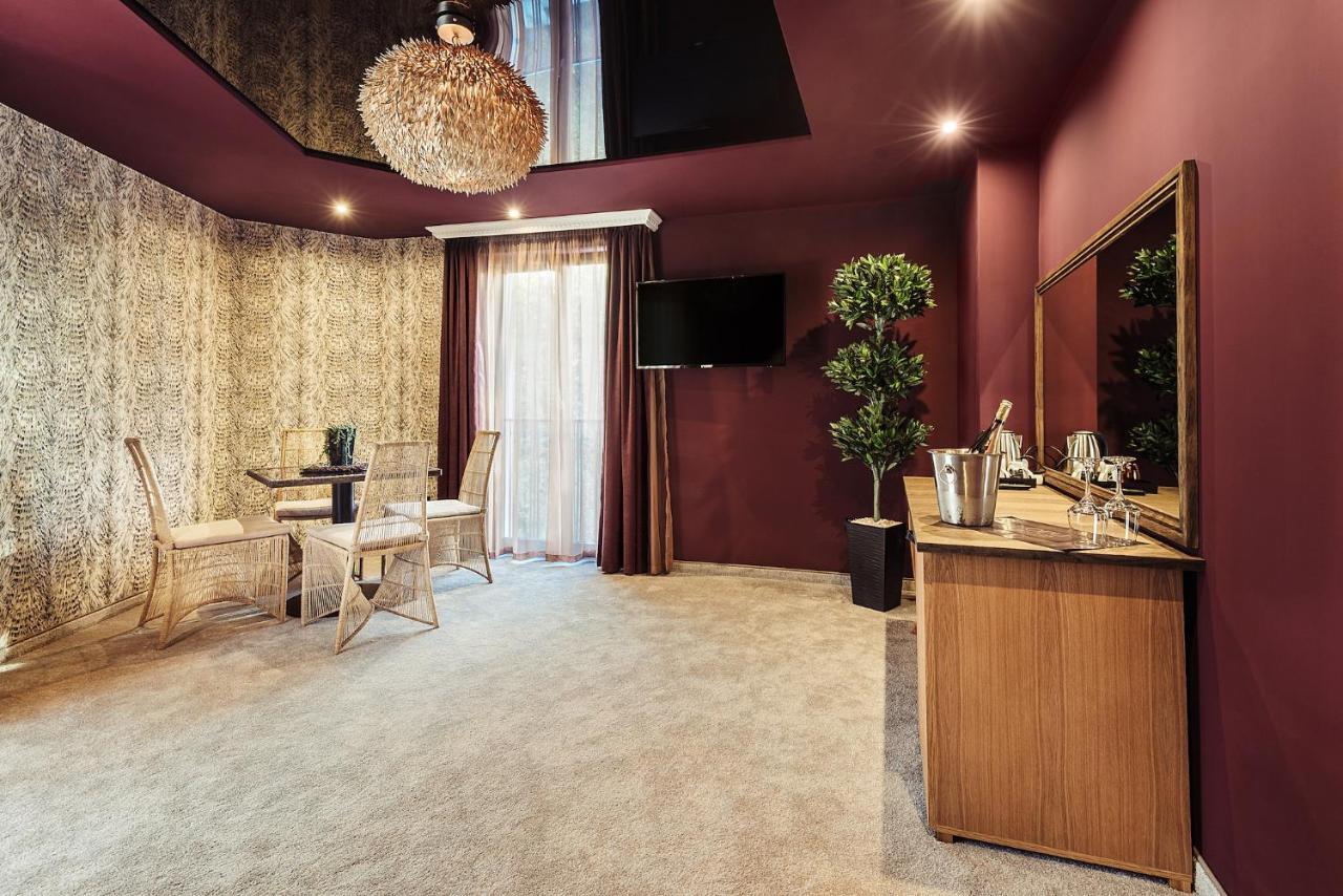 Opu Boutique Hotel Варна Экстерьер фото