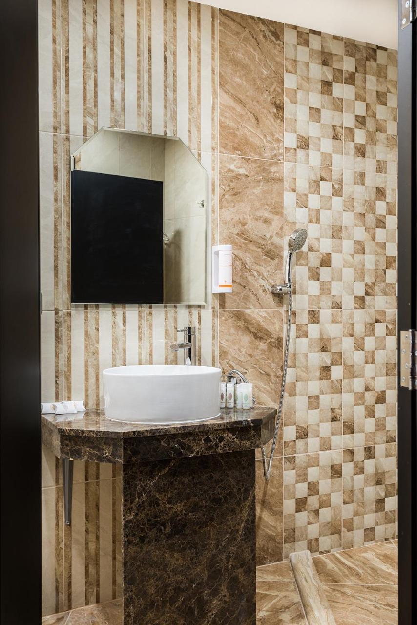 Opu Boutique Hotel Варна Экстерьер фото