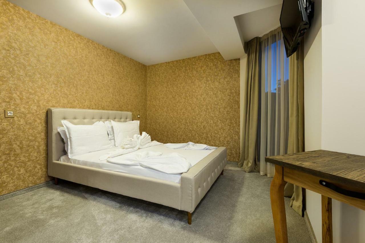 Opu Boutique Hotel Варна Экстерьер фото