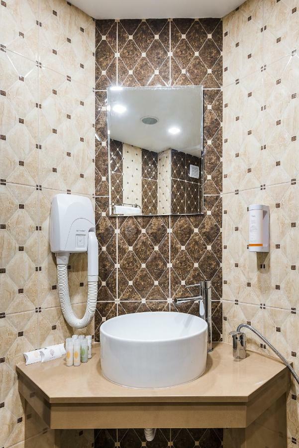 Opu Boutique Hotel Варна Экстерьер фото